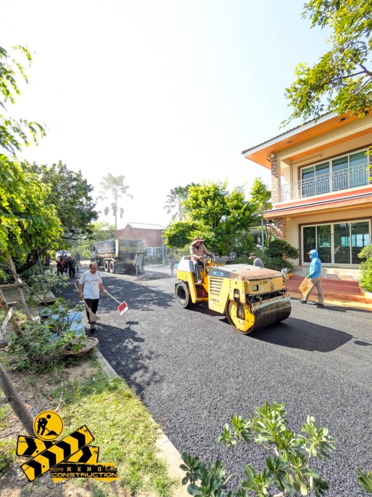 งานปรับพื้น และ ถนนยางมะตอย ย่าน วัดลาดปลาดุก บางใหญ่ จ.นนทบุรี