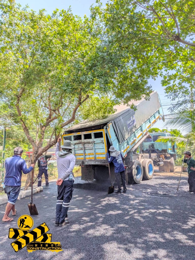 งานปรับพื้น และ ถนนยางมะตอย ย่าน วัดลาดปลาดุก บางใหญ่ จ.นนทบุรี